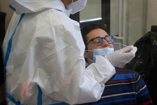 Des volontaires seront infectés par le coronavirus au Royaume-Uni Des volontaires seront infectés par le coronavirus au Royaume-Uni