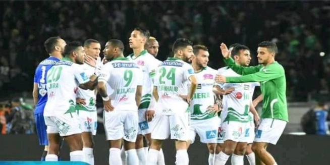 Demi-finale Ligue des champions africaine menacée: 9 joueurs du Raja testés positifs au coronavirus Demi-finale Ligue des champions africaine menacée: 9 joueurs du Raja testés positifs au coronavirus