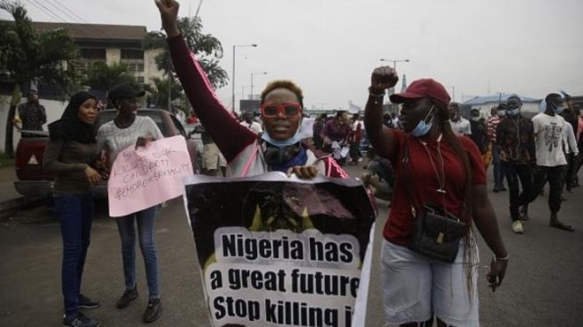 Après les manifestations réprimées dans le sang au Nigeria, la tension ne faiblit pas Après les manifestations réprimées dans le sang au Nigeria, la tension ne faiblit pas