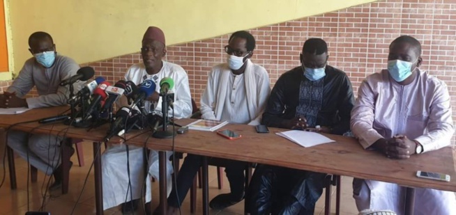 Société civile sénégalaise: "Alpha Condé est le principal responsable de la situation chaotique que vit la Guinée" Société civile sénégalaise: "Alpha Condé est le principal responsable de la situation chaotique que vit la Guinée"