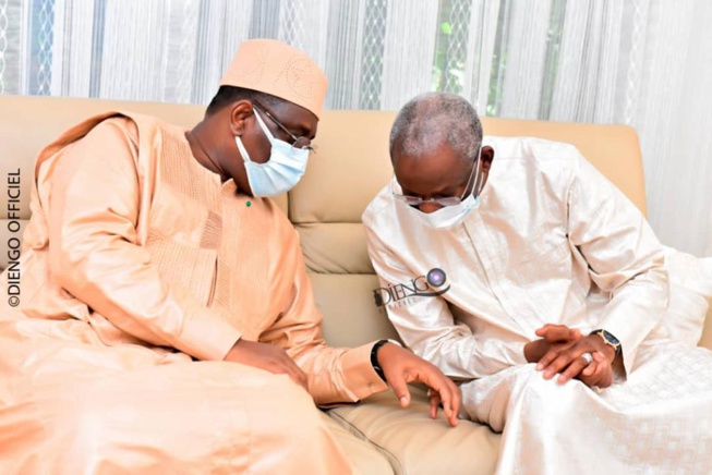 Condoléances: le Président Macky Sall chez Dane Fall de « Sénégal Broderie » suite au rappel à Dieu de son père El Hadj Mamadou Mamoune Fall dit Ndama (IMAGES) Condoléances: le Président Macky Sall chez Dane Fall de « Sénégal Broderie » suite au rappel à Dieu de son père El Hadj Mamadou Mamoune Fall dit Ndama (IMAGES)