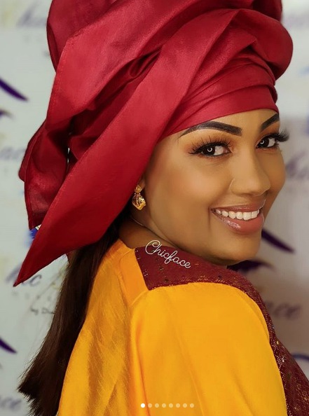 Dieynaba Seydou Bâ de la Tfm, une femme aux multiples facettes Dieynaba Seydou Bâ de la Tfm, une femme aux multiples facettes