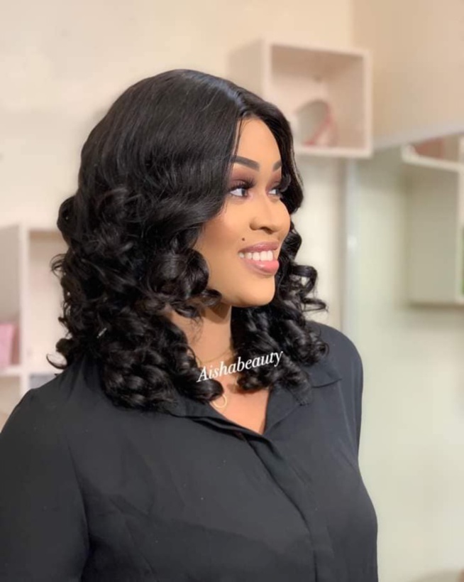 Miss Sénégal 2016 étale toute sa classe et sa beauté Miss Sénégal 2016 étale toute sa classe et sa beauté