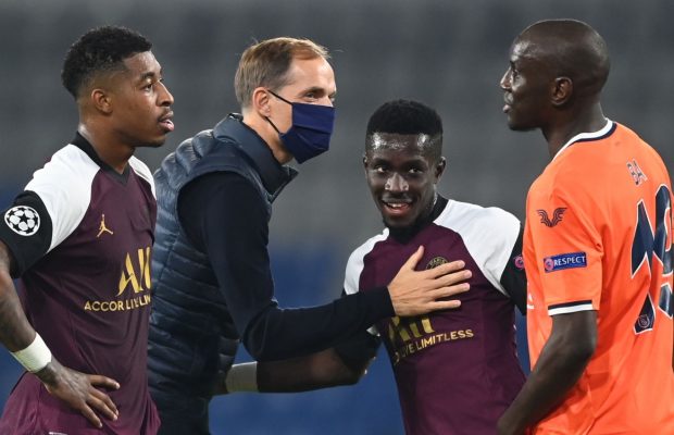 Victoire du PSG sur Basaksehir (2-0), Retrouvailles entre Gana Gueye et Demba Ba après la rencontre Victoire du PSG sur Basaksehir (2-0), Retrouvailles entre Gana Gueye et Demba Ba après la rencontre