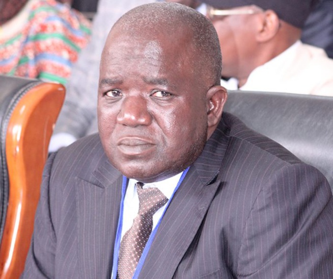 Nouveau gouvernement : Oumar Sarr (Suxali Soppi) hérite du ministère des mines et de la géologie. Nouveau gouvernement : Oumar Sarr (Suxali Soppi) hérite du ministère des mines et de la géologie.