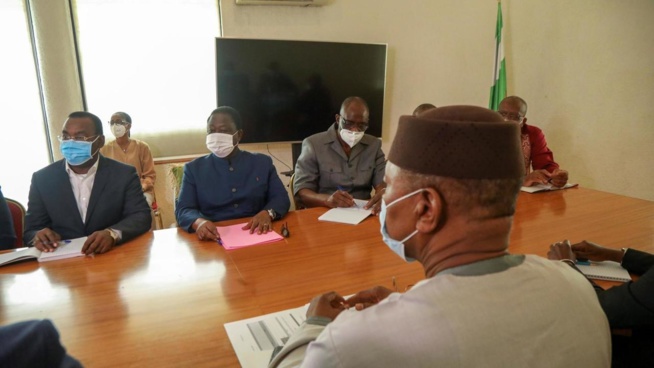 Côte d'Ivoire: la Cédéao, l'UA et la Cen-Sad appellent opposition et pouvoir à dialoguer Côte d'Ivoire: la Cédéao, l'UA et la Cen-Sad appellent opposition et pouvoir à dialoguer