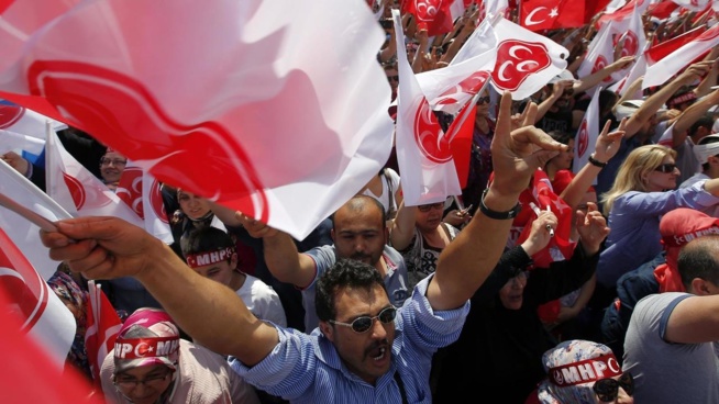 Qui sont les Loups gris, ce groupuscule extrémiste turc qui va être dissout en France? Qui sont les Loups gris, ce groupuscule extrémiste turc qui va être dissout en France?