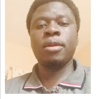 Sénégal: Samba Fall, titulaire de 2 Masters, vendeur de piment au marché de Thiaroye Sénégal: Samba Fall, titulaire de 2 Masters, vendeur de piment au marché de Thiaroye