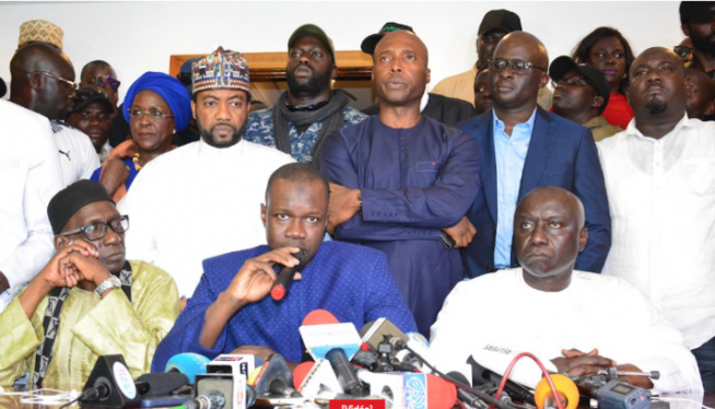 Ralliement : Des Responsables De L’Apr Et De Rewmi Rejoignent Ousmane Sonko