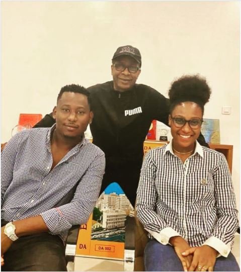 Arrêt sur image : De l’autre côté, Youssou Ndour rassemble les jeunes artistes sans clash Arrêt sur image : De l’autre côté, Youssou Ndour rassemble les jeunes artistes sans clash