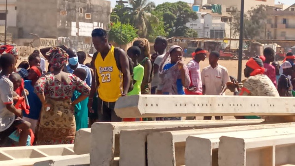 Mort de deux (2) enfants à Khar Yalla: la société qui a fabriqué les poteaux dégage toute sa responsabilité Mort de deux (2) enfants à Khar Yalla: la société qui a fabriqué les poteaux dégage toute sa responsabilité