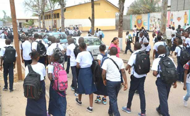 Rentrée des classes: l'Etat a recruté 2975 enseignants, 04 millions d'élèves sur le départ