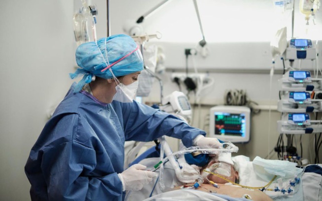 L'hôpital Foch a réalisé la première greffe pulmonaire sur un patient Covid en France