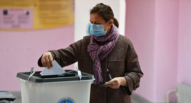 Présidentielle moldave: les résultats préliminaires tombent, Sandu et Dodon au coude-à -coude Présidentielle moldave: les résultats préliminaires tombent, Sandu et Dodon au coude-à -coude