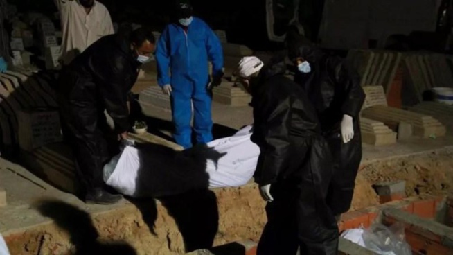 Moustapha Sow (Iles Canaries): "les espagnols vont massacrer les migrants sénégalais" Moustapha Sow (Iles Canaries): "les espagnols vont massacrer les migrants sénégalais"