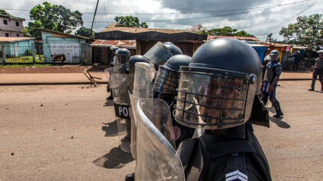 Guinée: cinq figures de l'opposition écrouées