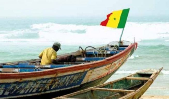 ILES CANARIES ARRIVÉE, HIER, DE DEUX PIROGUES SÉNÉGALAISES