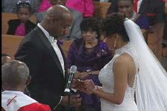 Mariage d’Ouleye Ndoye : l’ex épouse de Raphael Gamaliel Warnock principal candidat démocratique au Sénat de Géorgie Mariage d’Ouleye Ndoye : l’ex épouse de Raphael Gamaliel Warnock principal candidat démocratique au Sénat de Géorgie