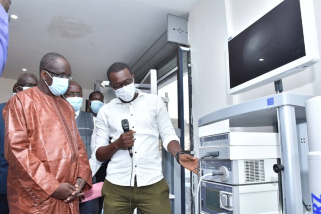 Relèvement du plateau médical: 54 appareils d’endoscopie réceptionnés par Abdoulaye Diouf Sarr