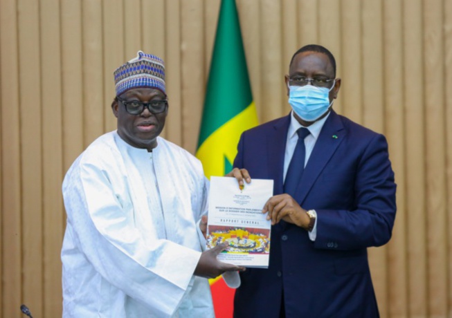 Rapport du Programme décennal de lutte contre les inondations: Macky Sall félicite Niass et les députés Rapport du Programme décennal de lutte contre les inondations: Macky Sall félicite Niass et les députés