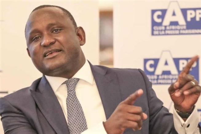 Incroyable – Pape Amadou Sarr de la Der pique une colère et dérape sur le plateau de SenTV Incroyable – Pape Amadou Sarr de la Der pique une colère et dérape sur le plateau de SenTV