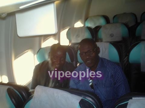 Kouthia et Guissé Péne se croisent dans l'avion! Pure coincidence ou destin lié?