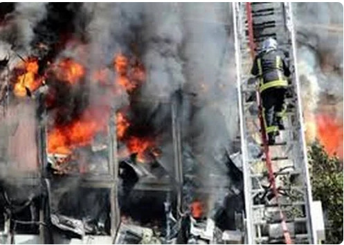 Incendie Port Autonome de Dakar: Le non-respect d'entreposage des produits dangereux, flammables, explosifs dénpncé Incendie Port Autonome de Dakar: Le non-respect d'entreposage des produits dangereux, flammables, explosifs dénpncé