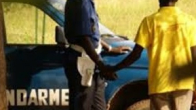 Racket illimix des chauffeurs, Pape Diallo Niang tire sur les policiers et les gendarmes