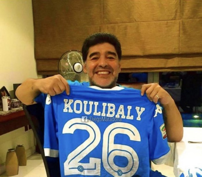 Mort de Maradona : l’émouvant hommage de Kalidou Koulibaly Mort de Maradona : l’émouvant hommage de Kalidou Koulibaly