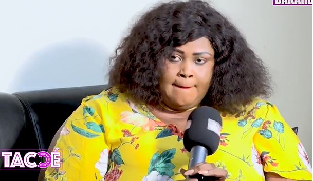 Vidéo – La Grosse Colère De Alimatou Thiopette : « Dafaa Am Niou Wo Sama Yaye Nikoo » Vidéo – La Grosse Colère De Alimatou Thiopette : « Dafaa Am Niou Wo Sama Yaye Nikoo »