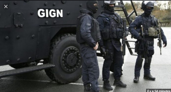 Bakel : Bataille rangée entre forces spéciales de l’armée et éléments du Gign Bakel : Bataille rangée entre forces spéciales de l’armée et éléments du Gign