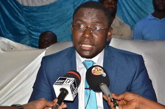 Distribution d’argent à des femmes de Rv en zone insécurisée : Lamine Guèye sème la panique à Pikine nord Distribution d’argent à des femmes de Rv en zone insécurisée : Lamine Guèye sème la panique à Pikine nord