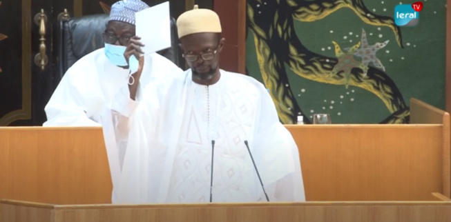 Assemblée nationale: Le one-man-show de Serigne Abdou Mbacké Assemblée nationale: Le one-man-show de Serigne Abdou Mbacké