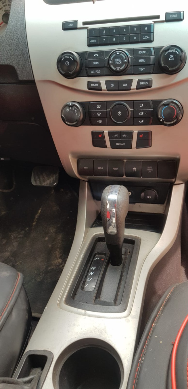 INTERERESSANT: Deux vehicules Ford Focus et Fusion 2012 à vendre .765733076
