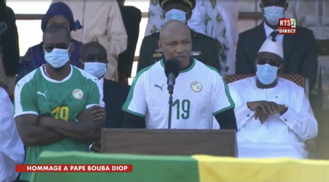 El Hadji Diouf : « Remporter la CAN au Cameroun serait le meilleur hommage que nous pourrions rendre à Pape Bouba Diop » El Hadji Diouf : « Remporter la CAN au Cameroun serait le meilleur hommage que nous pourrions rendre à Pape Bouba Diop »