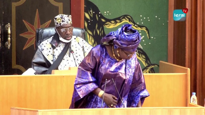 Vote du budget: La plaidoirie de Aminata Arame Ly pour le désenclavement de Podor Vote du budget: La plaidoirie de Aminata Arame Ly pour le désenclavement de Podor