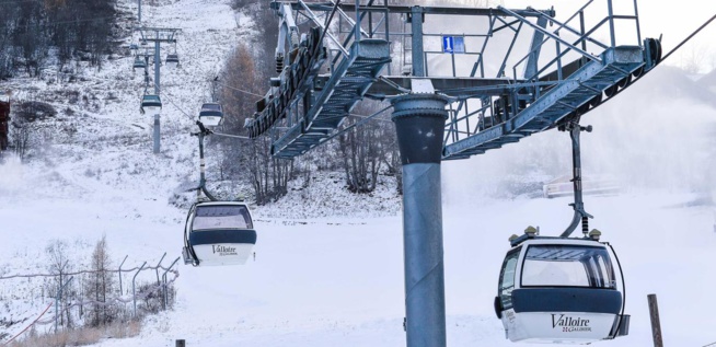 Fermées pour Noël, les remontées mécaniques pourraient rouvrir le 7 janvier Fermées pour Noël, les remontées mécaniques pourraient rouvrir le 7 janvier