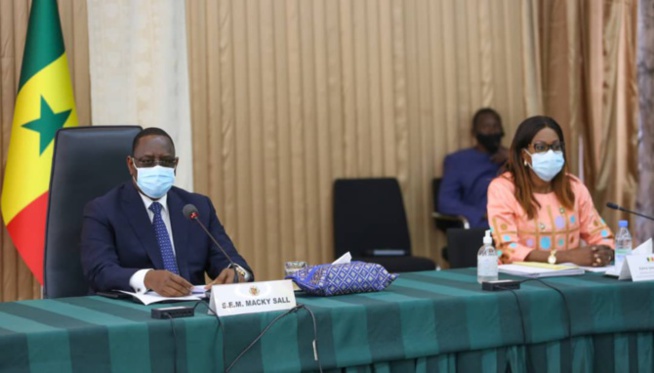 Les acteurs de la Microfinance gâtés par Macky Sall Les acteurs de la Microfinance gâtés par Macky Sall