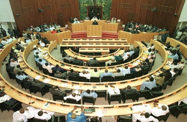COVID-19 à l’Assemblée Nationale : l’honorable députée Bineta Seck de Fatick a aussi chopé le virus COVID-19 à l’Assemblée Nationale : l’honorable députée Bineta Seck de Fatick a aussi chopé le virus