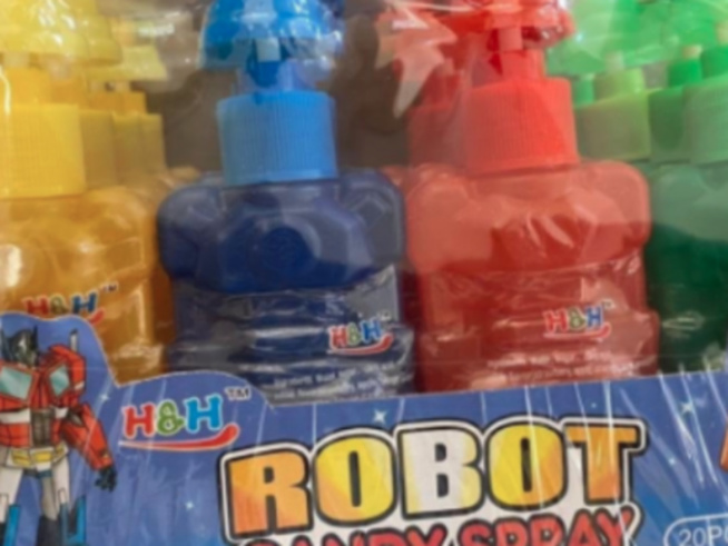 Le commerçant distributeur du liquide fruité alcoolisé vendu dans les écoles, présenté au Procureur ce jeudi Le commerçant distributeur du liquide fruité alcoolisé vendu dans les écoles, présenté au Procureur ce jeudi