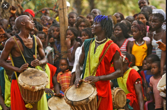 Covid-19 : Aliou Sall plaide la reprise des activités culturelles Covid-19 : Aliou Sall plaide la reprise des activités culturelles