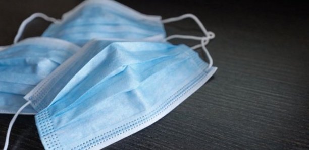 Insolite à l’hôpital Maguette Lô de Linguère : le personnel médical n’a pas de masques Insolite à l’hôpital Maguette Lô de Linguère : le personnel médical n’a pas de masques