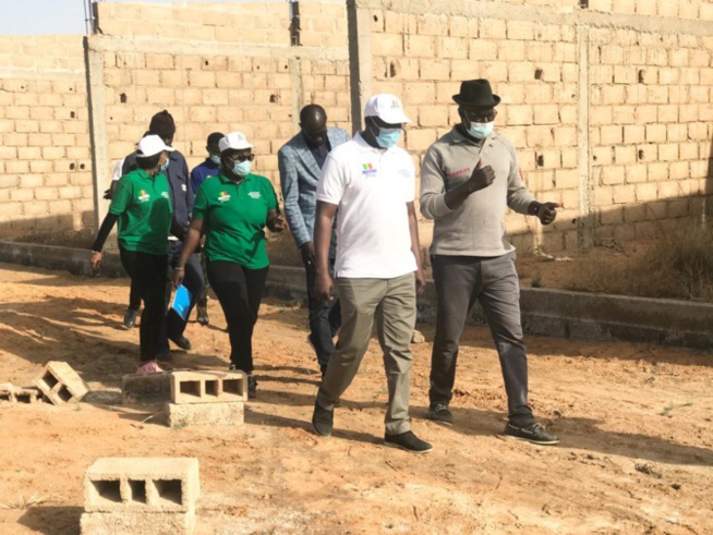 Projet agricole : le Directeur de l’Emploi en visite à Ross Bethio. Projet agricole : le Directeur de l’Emploi en visite à Ross Bethio.