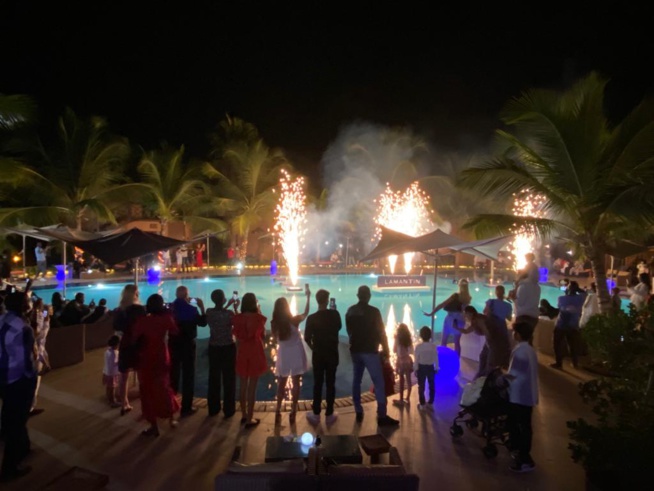 Noël au Lamantin Beach avec les gestes barrières ... Noël au Lamantin Beach avec les gestes barrières ...
