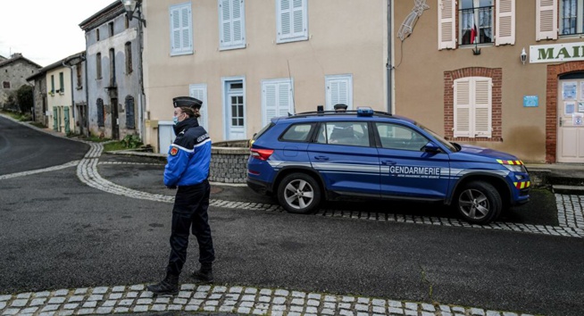 «J’avais lancé des alertes» mais «rien n’a été fait»: L’ex-femme du forcené de Saint-Just, témoigne