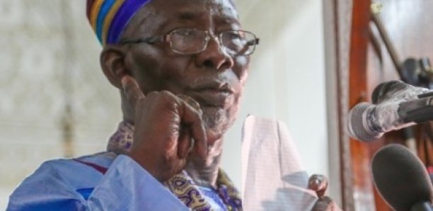 Suppression annoncée du statut de la ville de Dakar : L’Imam Ratib de la Grande Mosquée menace Macky Suppression annoncée du statut de la ville de Dakar : L’Imam Ratib de la Grande Mosquée menace Macky