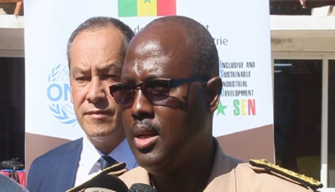 Ziguinchor : Le Gouverneur Guédji Diouf se donne en spectacle et menace un journaliste Ziguinchor : Le Gouverneur Guédji Diouf se donne en spectacle et menace un journaliste