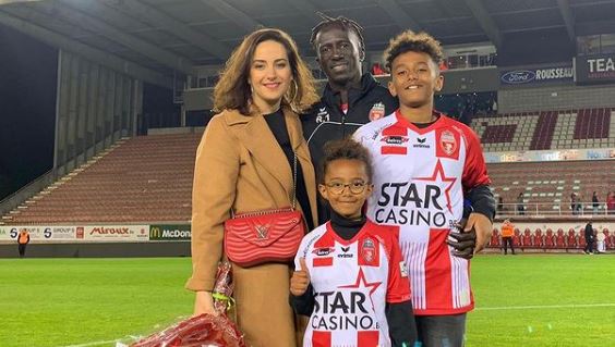 Belgique : C’est officiel, le Sénégalais Mbaye Leye est le nouvel entraîneur de Standard de Liège ! Belgique : C’est officiel, le Sénégalais Mbaye Leye est le nouvel entraîneur de Standard de Liège !
