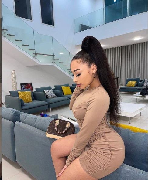 A la découverte de Line Sow, fille de Aida Coulibaly, l'épouse de Youssou Ndour (Photos) A la découverte de Line Sow, fille de Aida Coulibaly, l'épouse de Youssou Ndour (Photos)