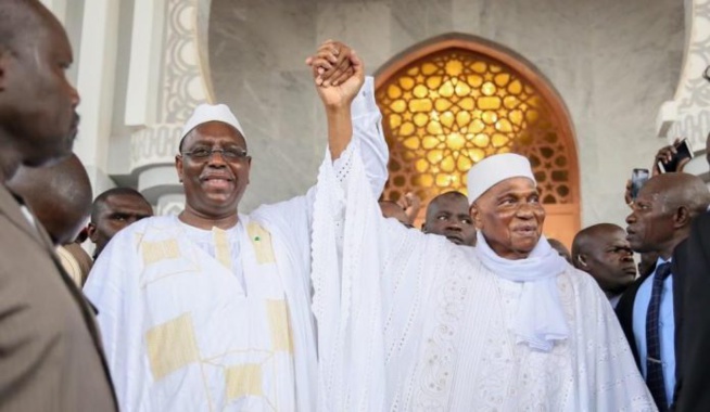 Le Magnifique geste de Macky pour Me Wade Le Magnifique geste de Macky pour Me Wade